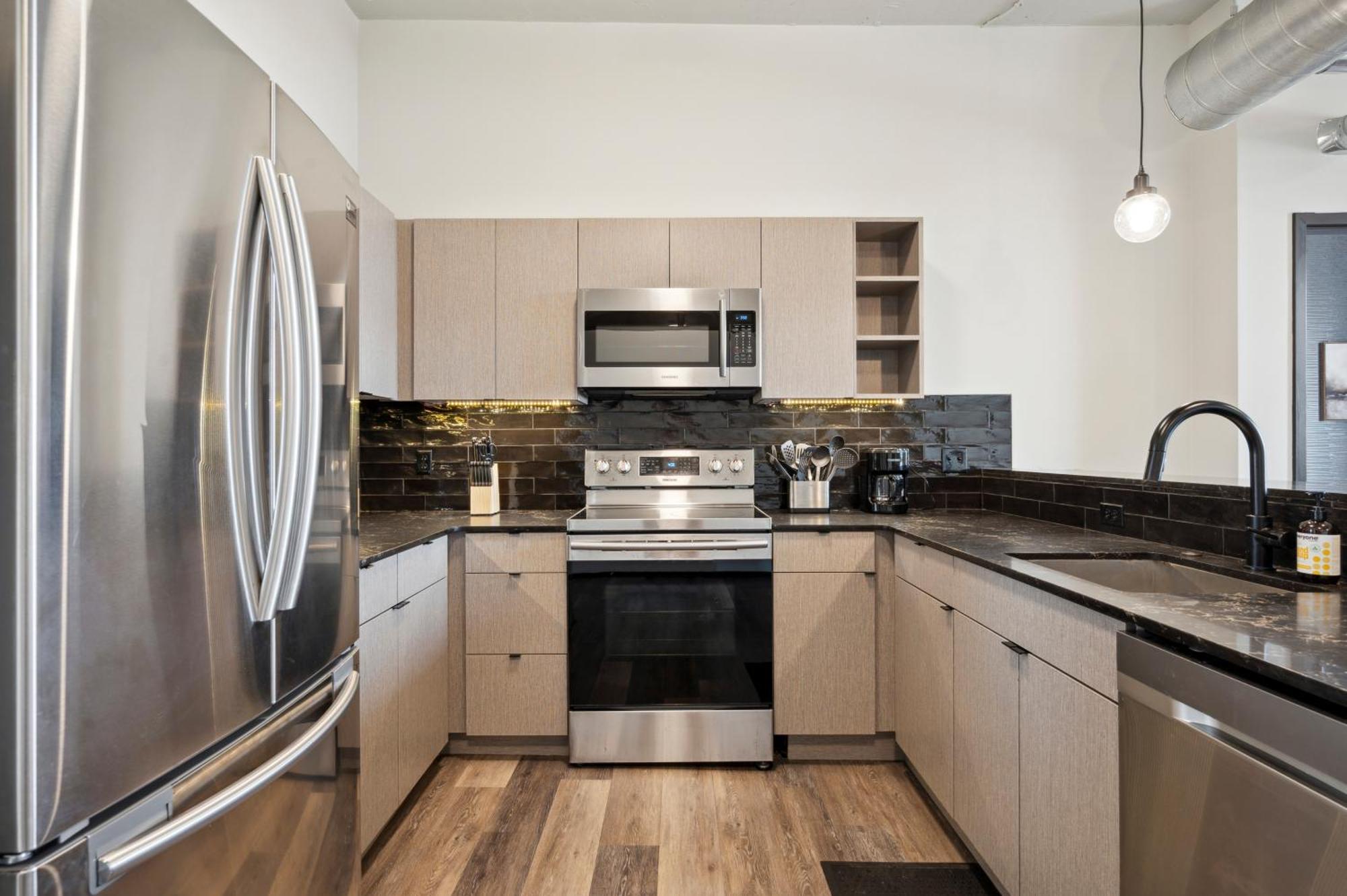 Large 3Br Apts & Studios, Free Parking, Gym, Game Room Philadelphia Dış mekan fotoğraf